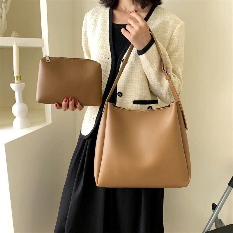 Asløg | Minimalist Shoulder Bag in Modern Cut