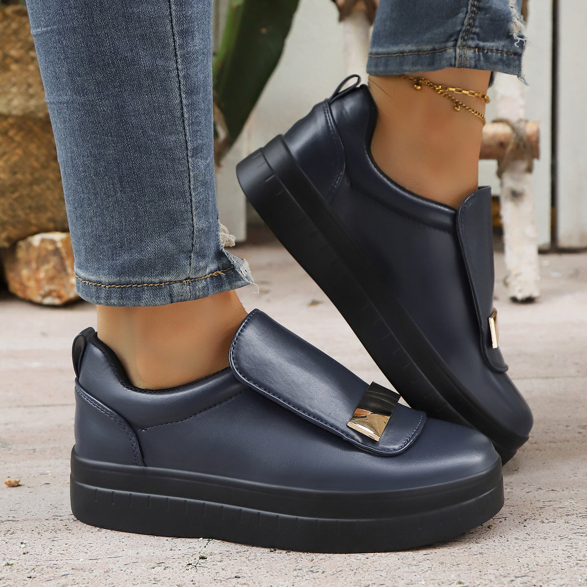 Alessia Cushioned Sneakers