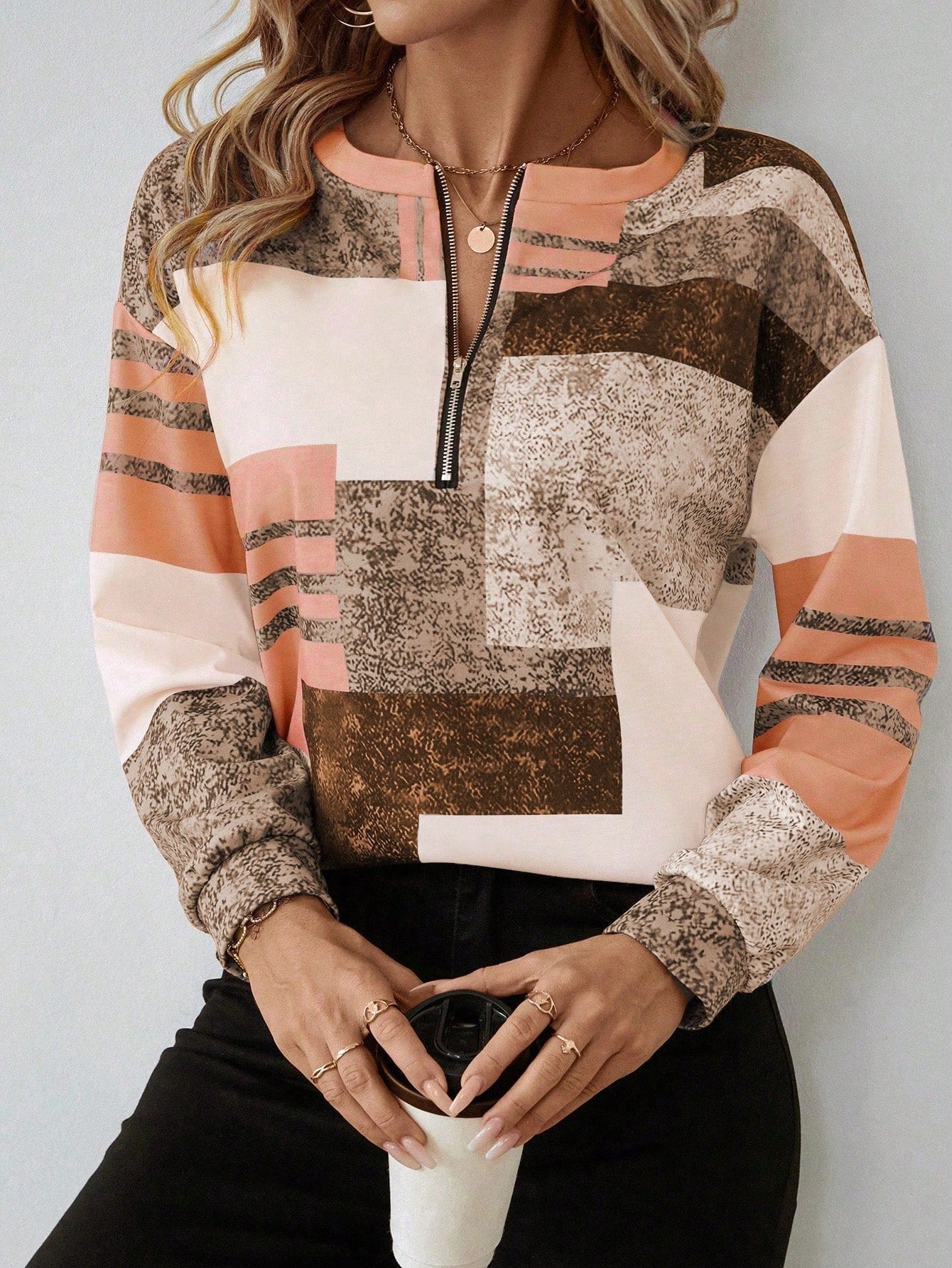 CHANDRIA – MODERN ZIP FRONT BLOUSE