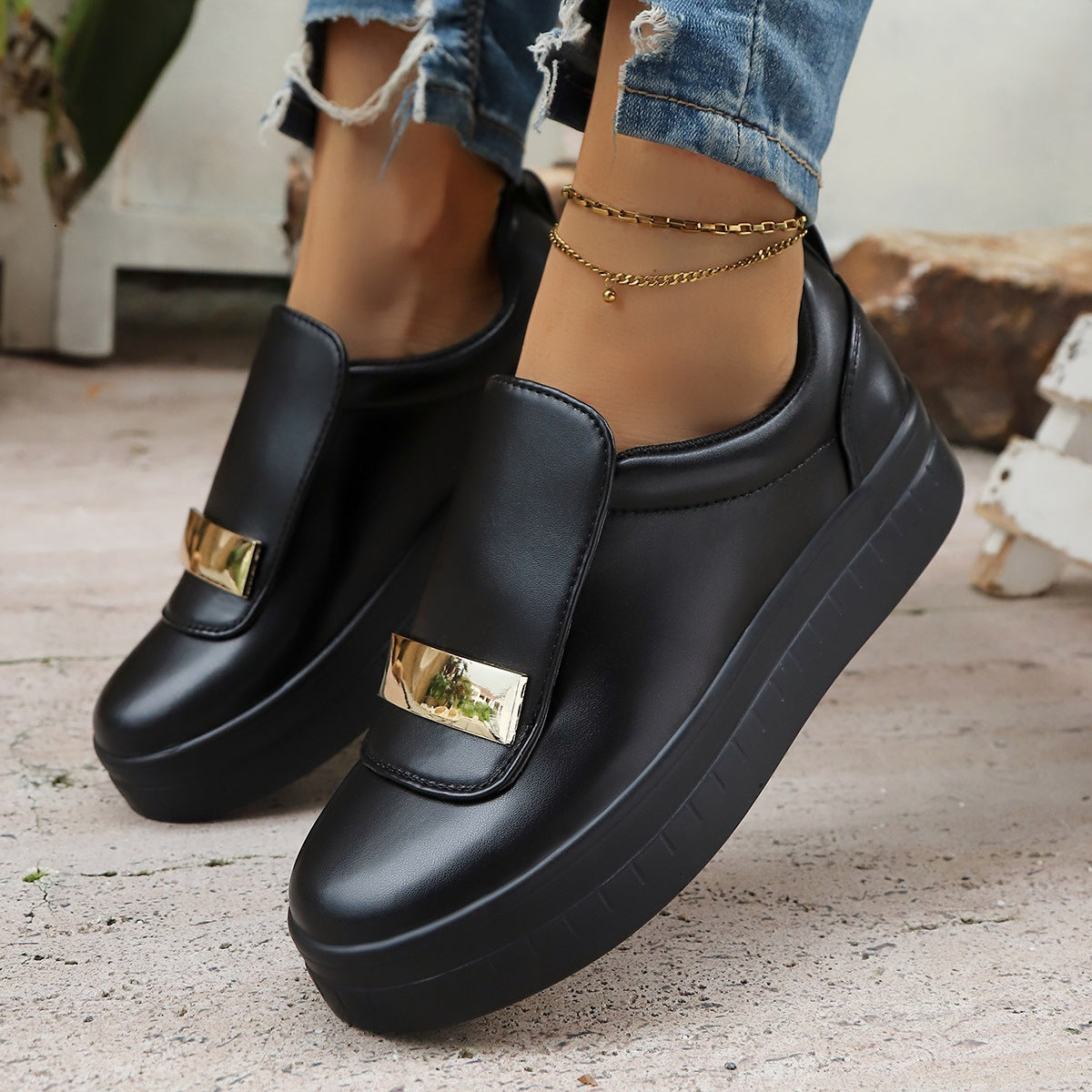 Alessia Cushioned Sneakers