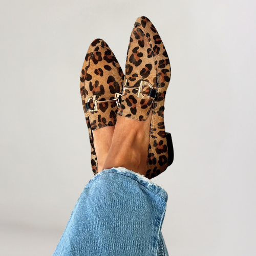 Juul | Elegant loafers with a pattern and subtle heels