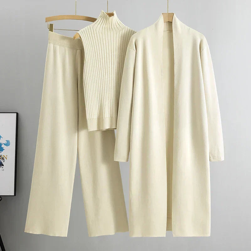 Charlotte | Timeless Elegance in a 3-Piece Set