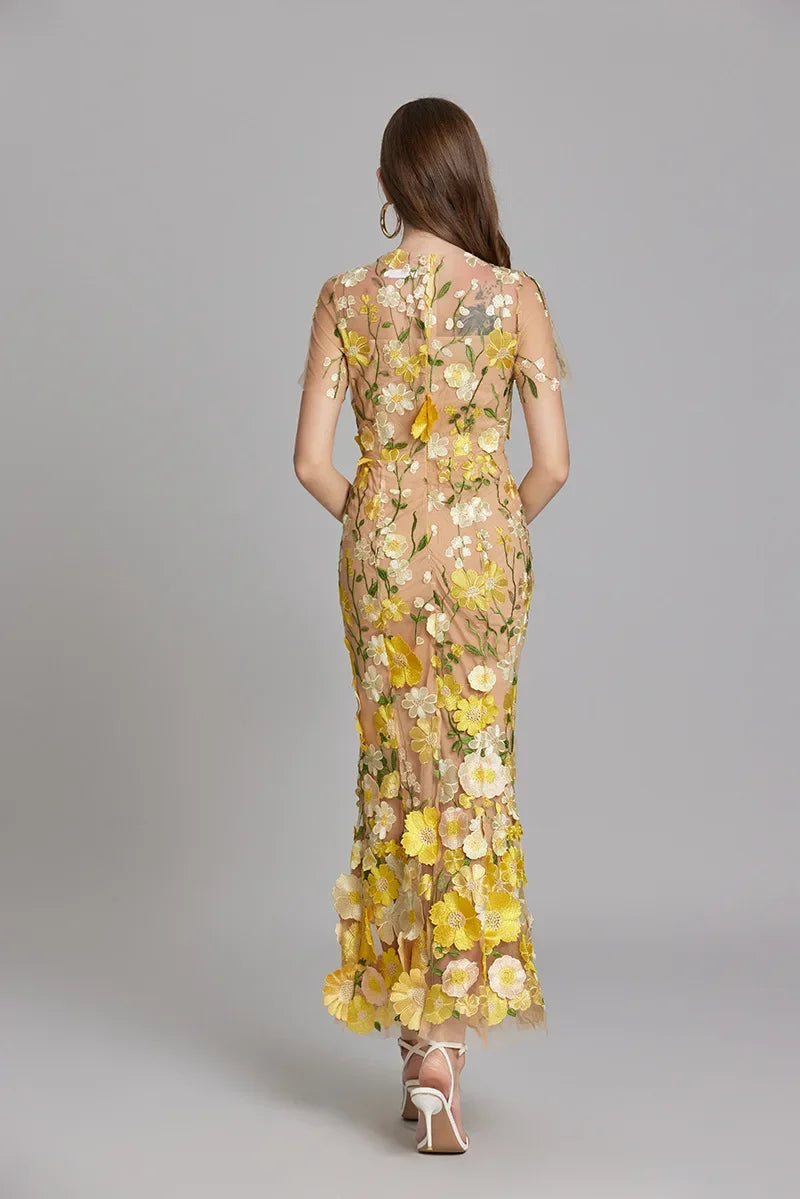 Solara - Floral Finesse Dress