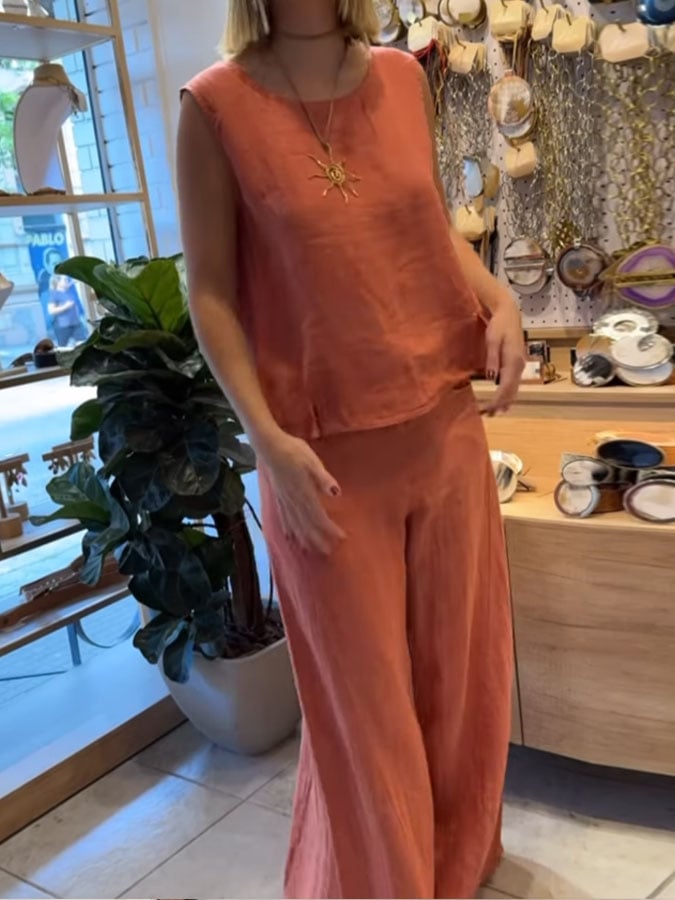 Naomi – Breezy Sleeveless Summer Jumpsuit