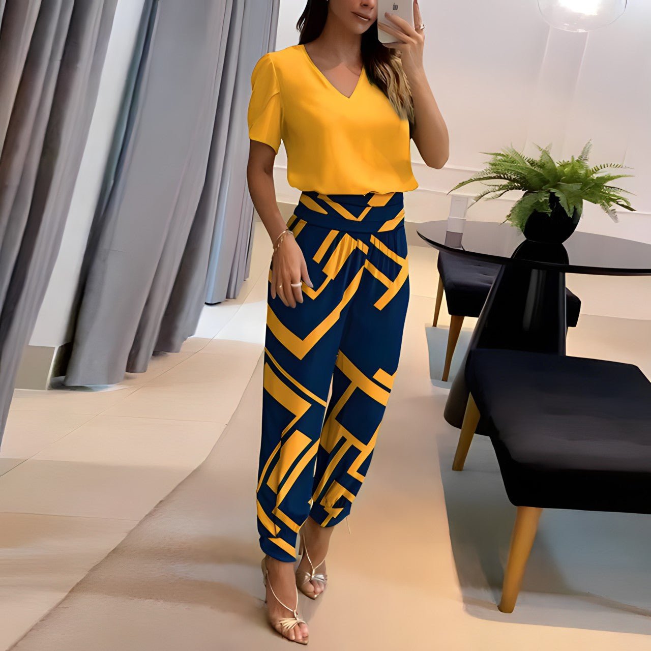 Charlotte | Fashionable Blouse and Pants Set