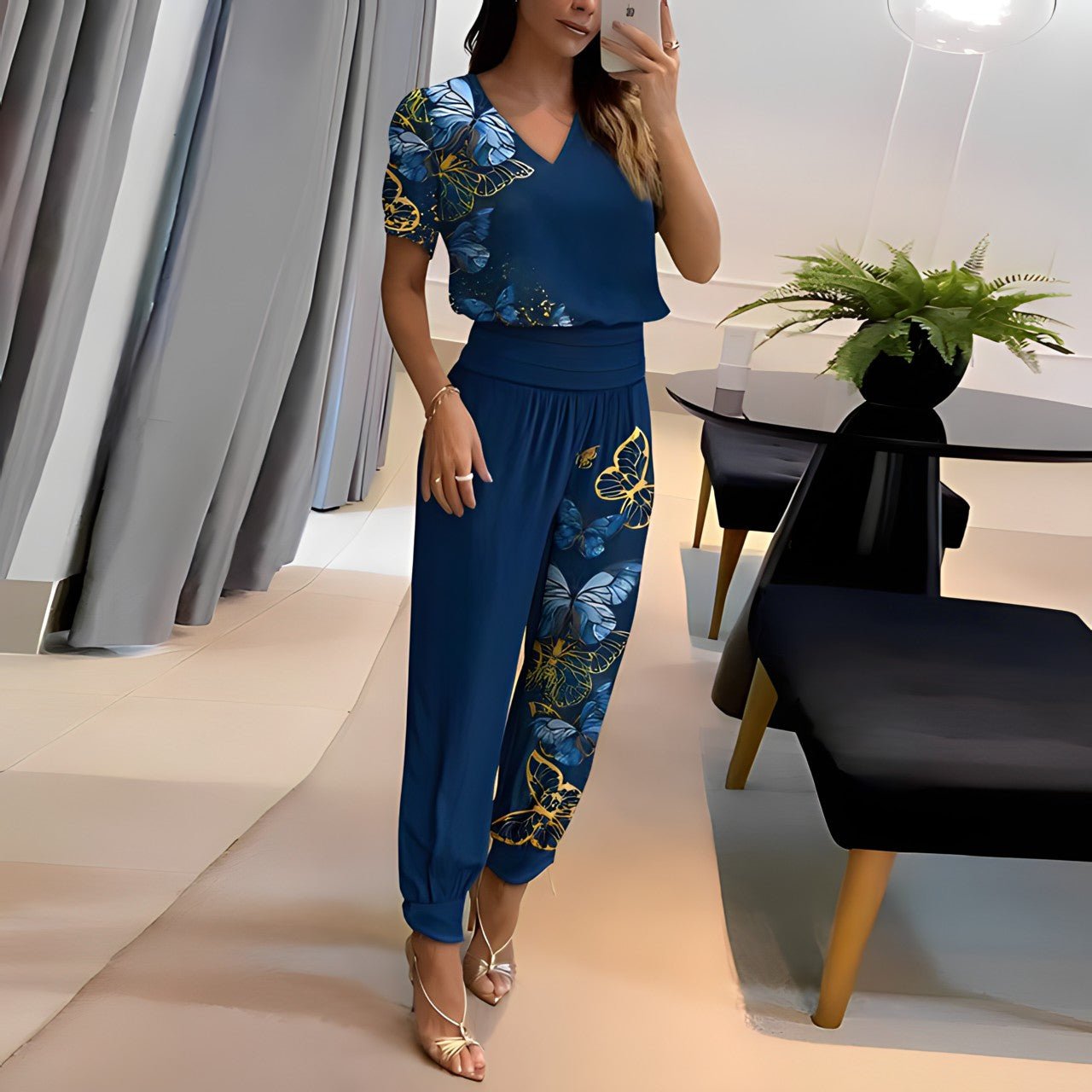 Kenzie – Trendy Set with Blouse and Pants
