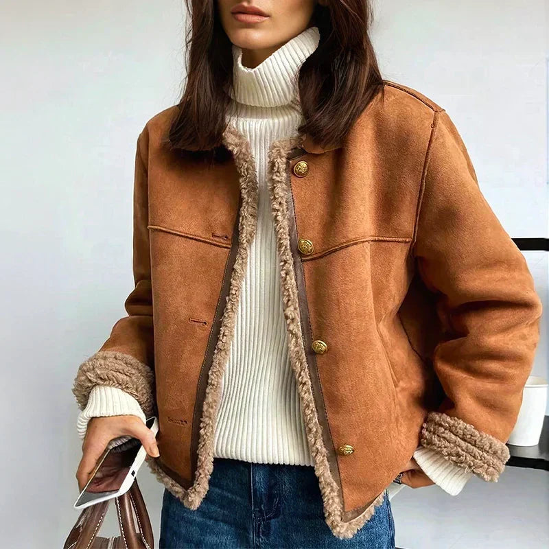 ADDISON – CHIC FAUX SHEARLING JACKET