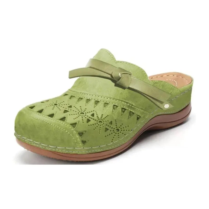 EMBER – EVERYDAY COMFORT SLIP-ON CLOGS