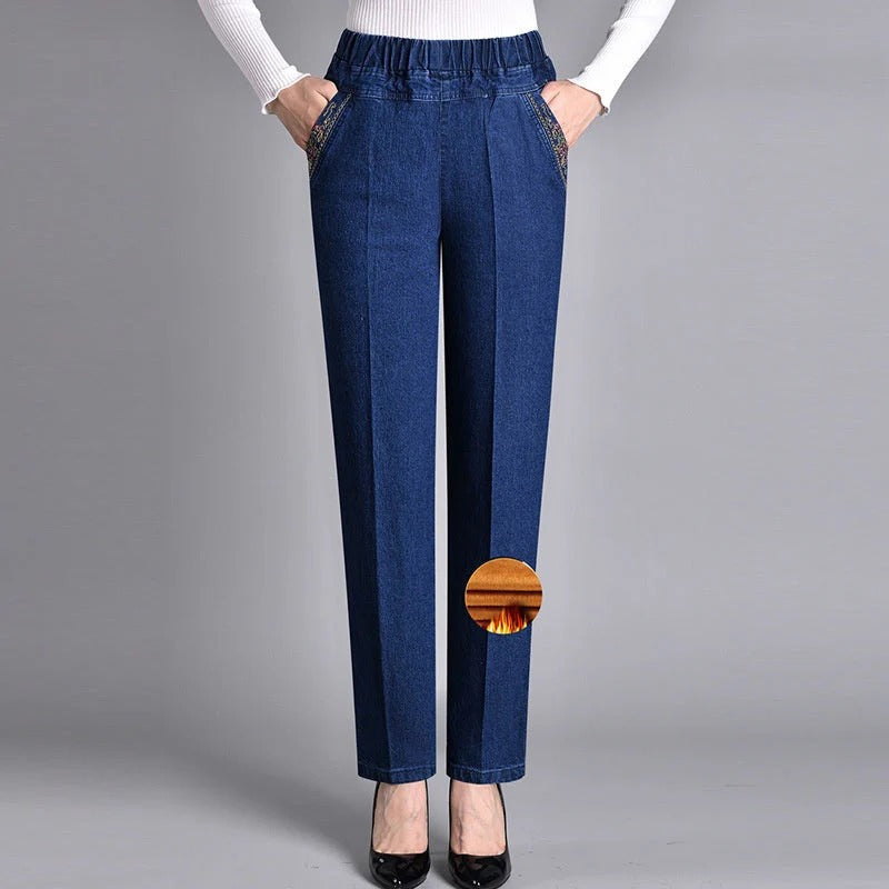 SYLVESSA – WOMEN’S JEANS WITH SIDE POCKETS